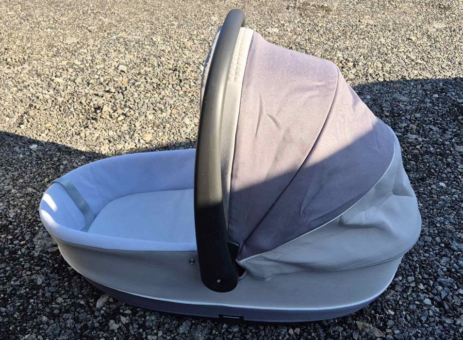 Кош за новородено Чико Chicco