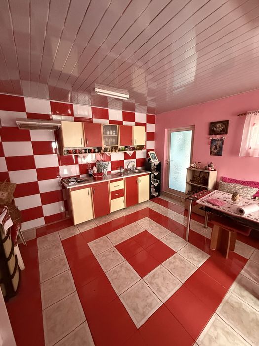 Casa de vanzare -DN 25