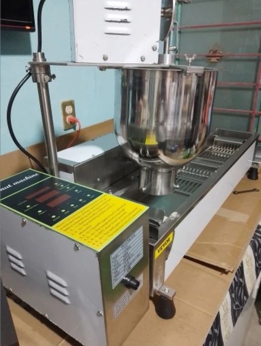 Професионална машина за захарен памук