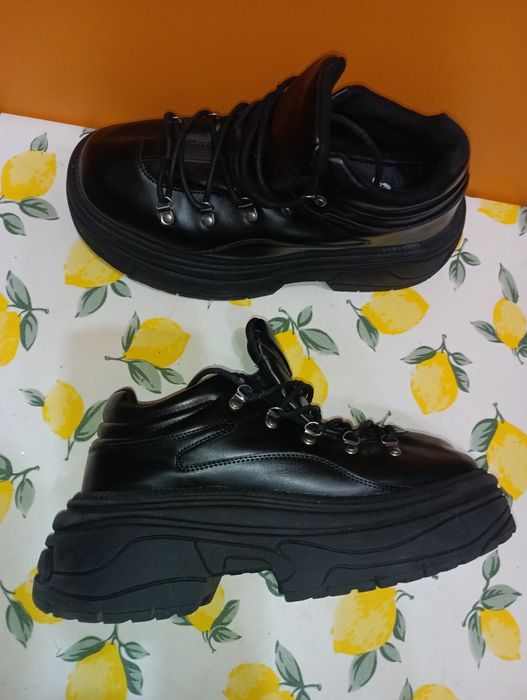 Bershka Amfibia N 41 - 25 лв