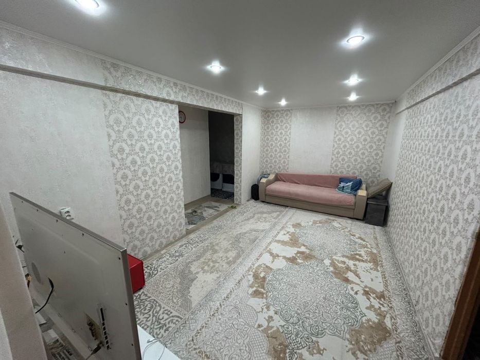 Продам квартиру сураганова 16