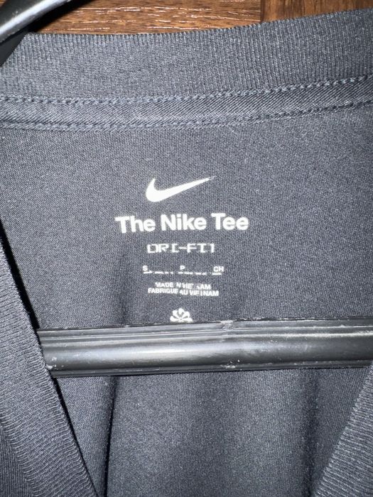 Продавам Nike тениска