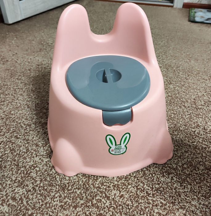 Горшок детский  с крышкой