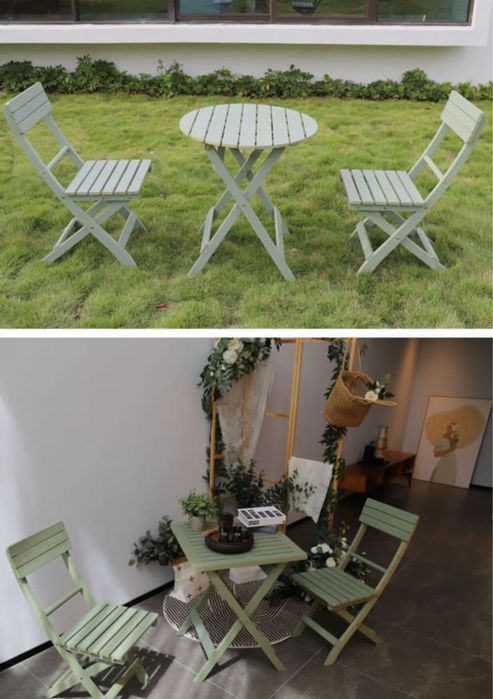 Раскладной стол и два стула