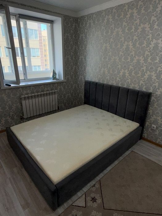 Кровать двухспальная