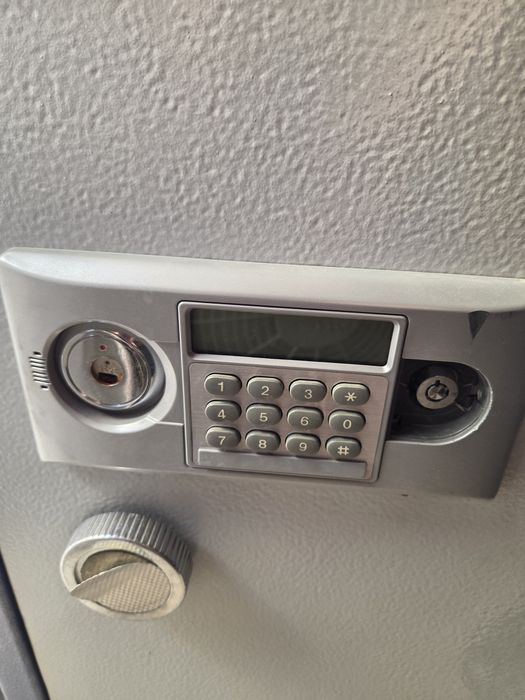 Продам сейфы в хорошем состоянии