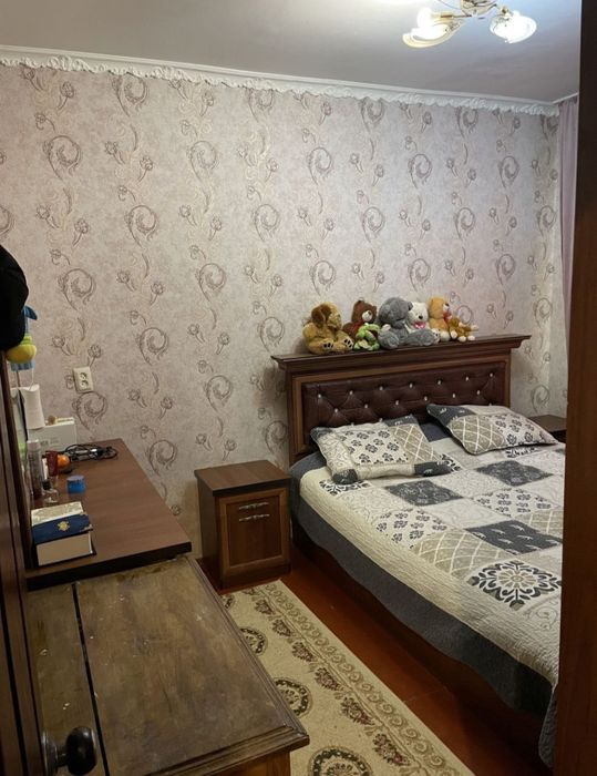 3xonali kvartira Sotiladi remont Yaxshi