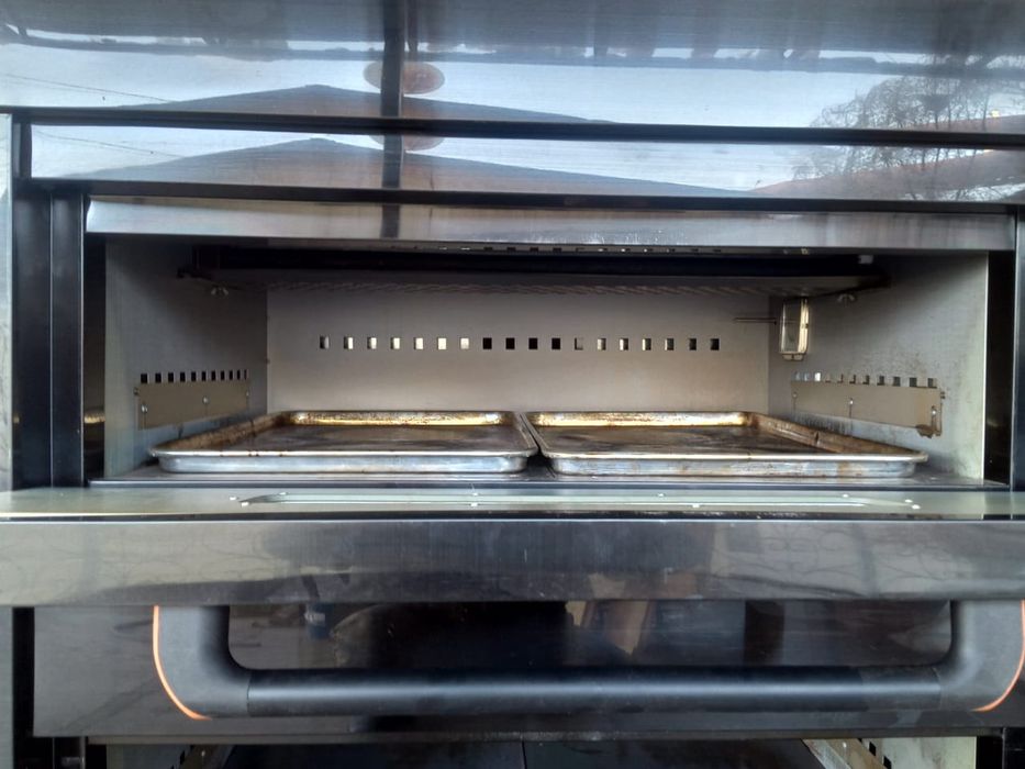 Жарочная газовая печь