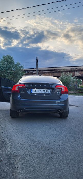 Volvo S60 D5 2011