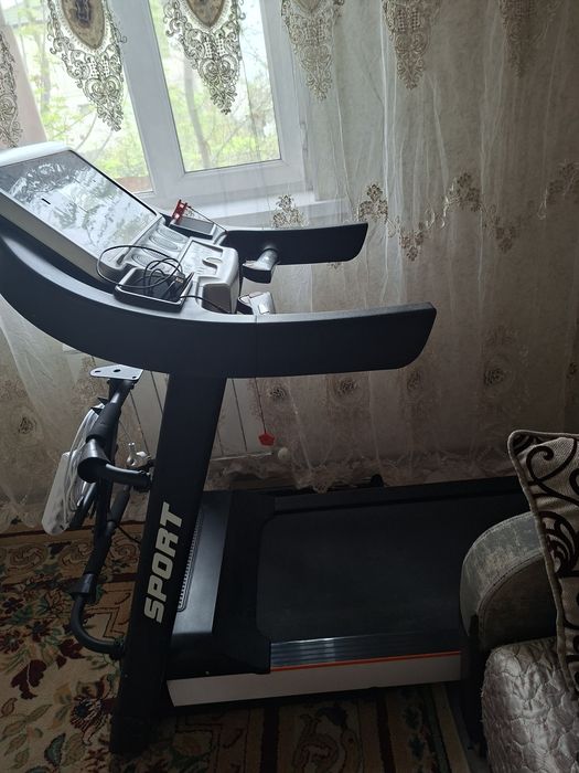 Продам беговую дорожку S900DS