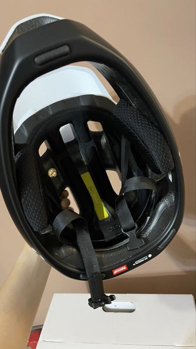 Чисто нова каска POC Otocon Race MIPS – размер XS (51-54 см)