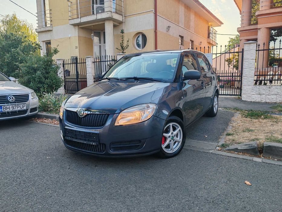 SKODA Fabia 2010 — imagine 4