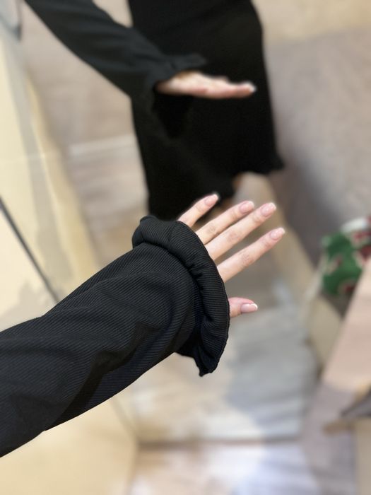 Платье черное в отличном состоянии