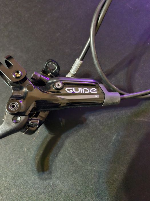 Гидравлический тормоз Sram Guide R