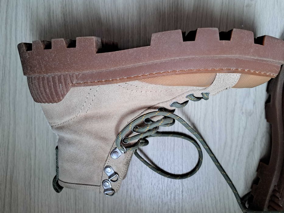 Нови боти/туристичесси естествен велур Зара