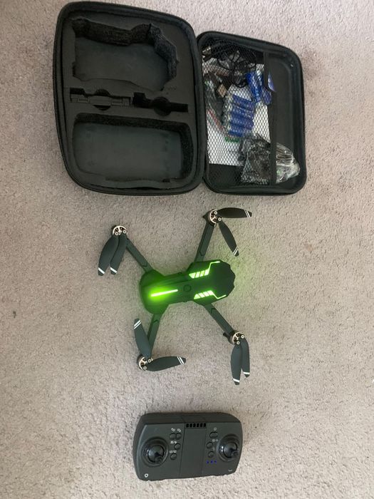 Vând dronă X6 Folding Model