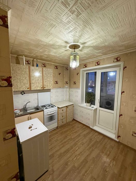 Продам 1 комнатную, 19 мкрн