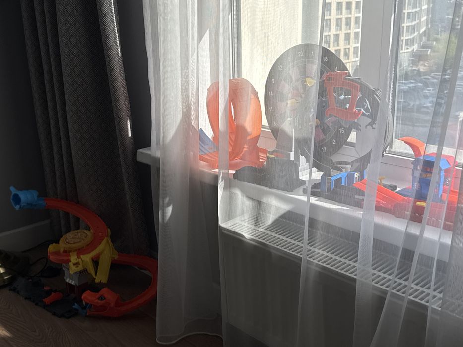 Машинки гонки хотвилс