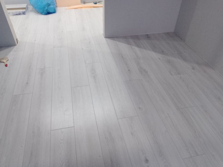 Укладка ,Ламинат, Линолеум, плинтус