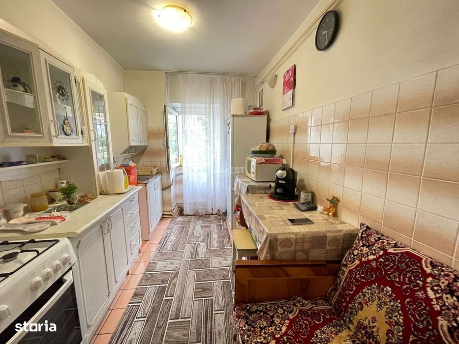 Apartament de vanzare cu 3 camere, 2 bai zona Pacurari- Unicredit, Ias — fotografia 1
