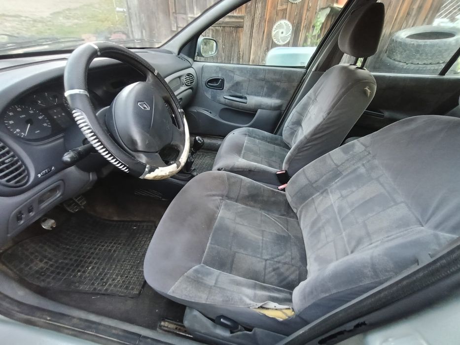 RENAULT Megane 2000 — imagine 4