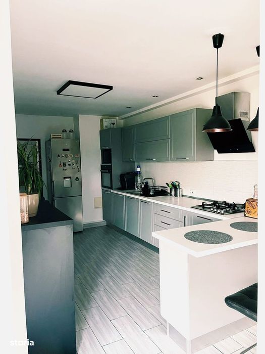 2 camere NORD , mobilat / utilat / PARCARE , Amplasament DEOSEBIT