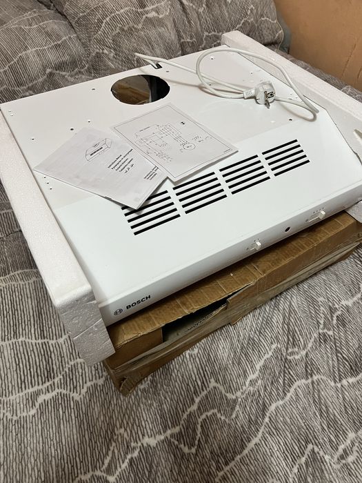 Вытяжка Bosh Новая!