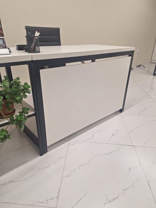 Стол офисный каждый по 40к