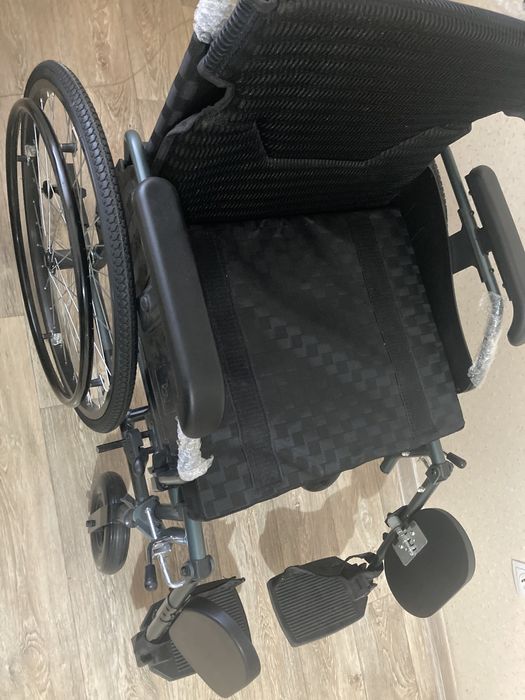 Инвалидная коляска