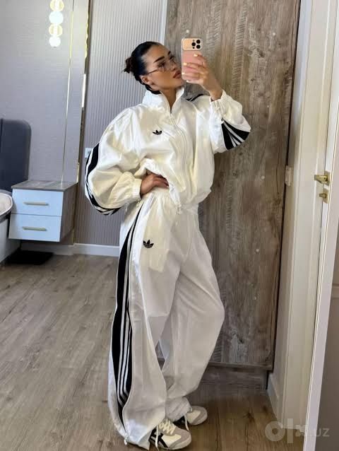 В наличии ХИТ ПРОДАЖ женская двойка ADIDAS