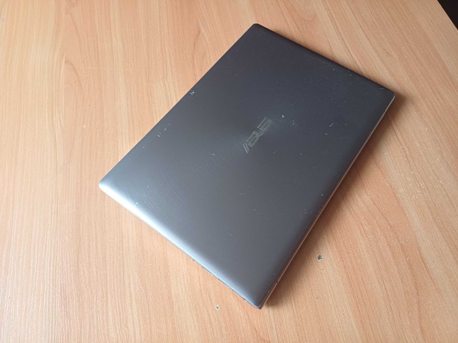 13" FHD IPS ASUS Zenbook Core i7-6500U/12GB RAM/256GB SSD нова БАТЕРИЯ