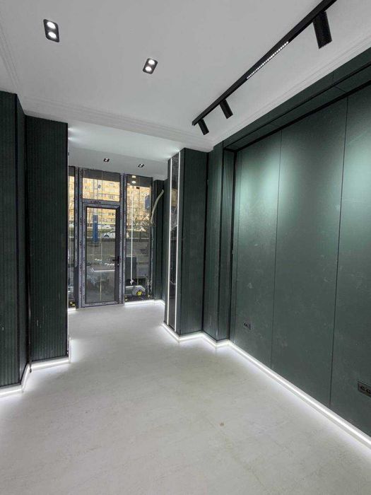 Продается нежилое помещение вдоль дороги, Метро Новза