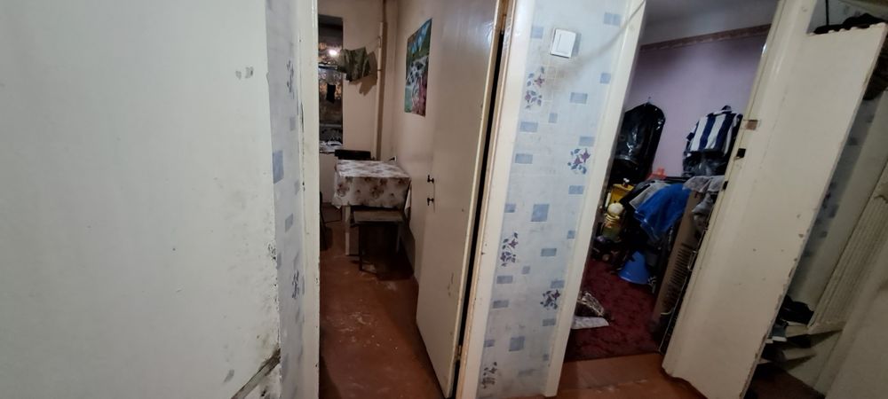 2 xonalik kv juda ham sroshni sotladi  remont sredni bez makler