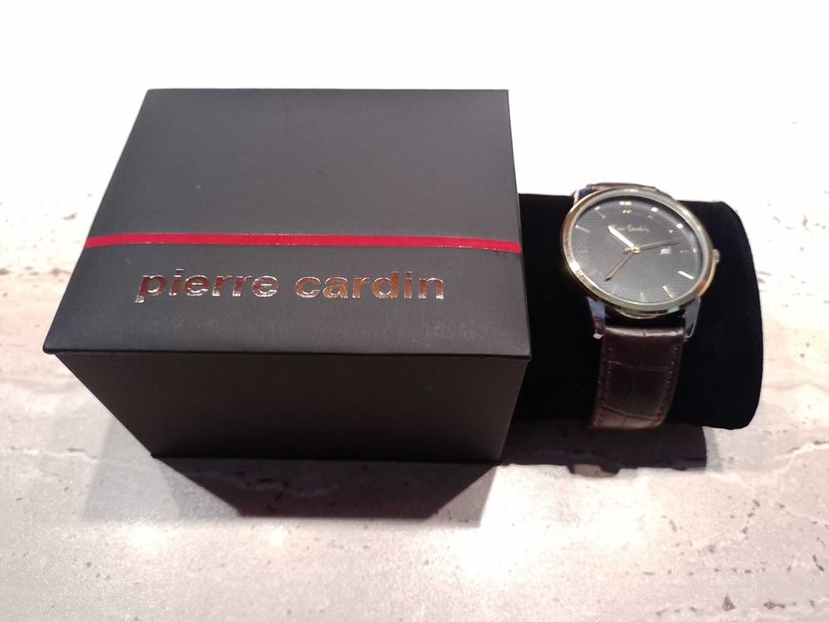 Ceas barbatesc, designer Pierre Cardin-Gold Plated, ideal pt. CADOU