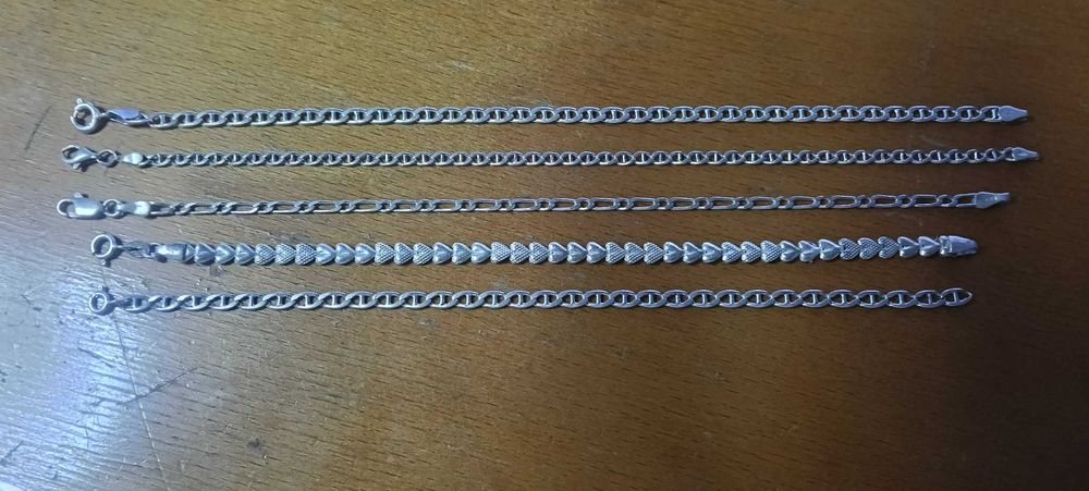 Lot 5 Brățări Argint 925 – Modele Deosebite (Figaro, Ancoră, Inimi) – Lungimi 19-22 cm
