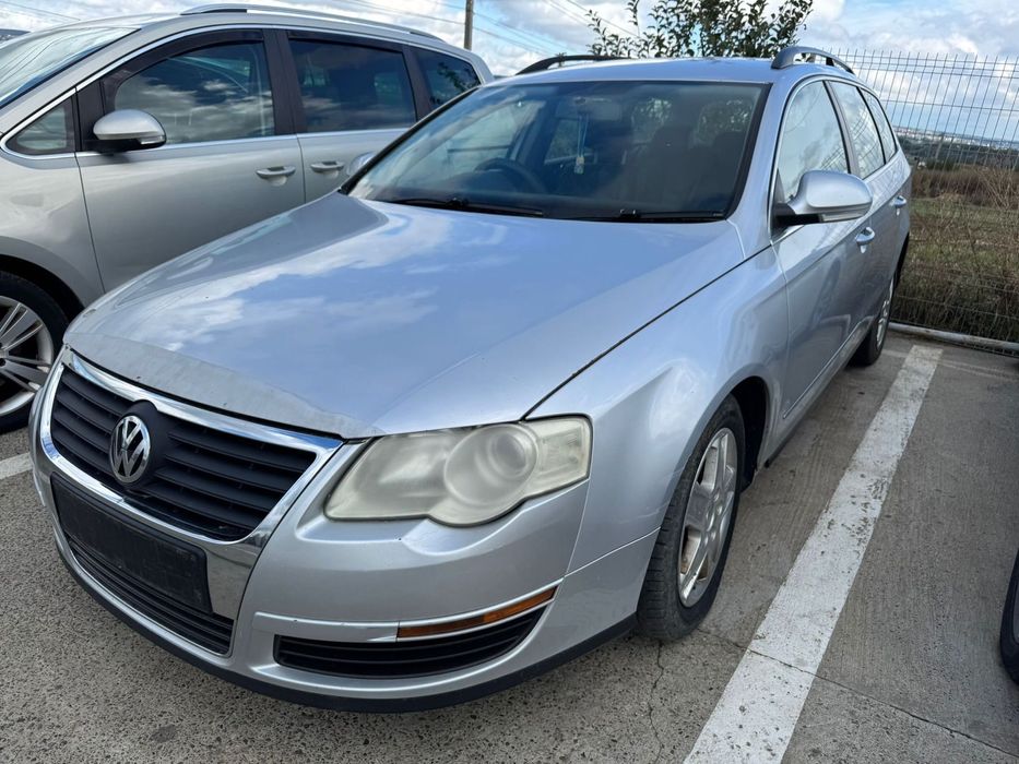 Dezmembrez / Dezmembrari / Piese / Accesorii Vw passat b6 2008 2.0 tdi cbab break