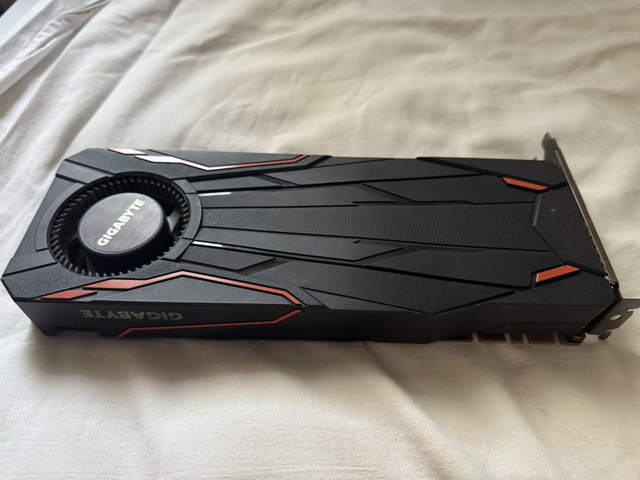 Видеокарта Gigabyte 1080 8GB