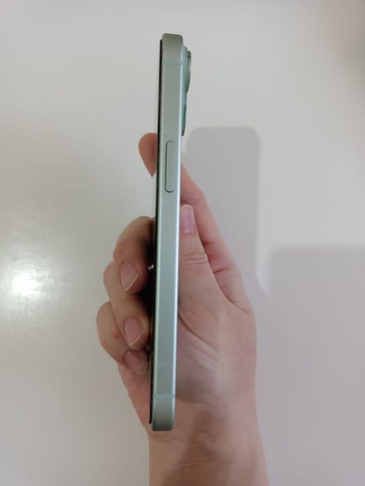 iPhone 15 128gb цвет мята