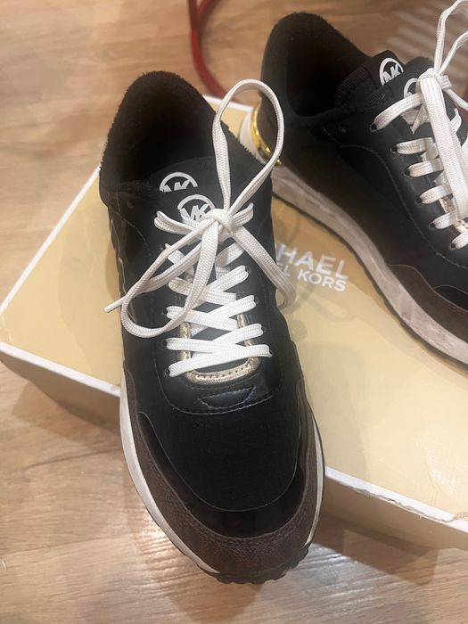 Michael kors обувки