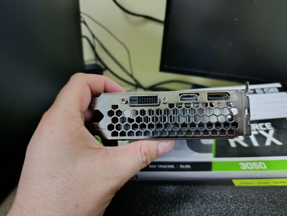 Видеокарта rtx3050 6gb
