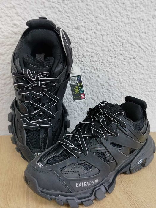 Adidasi Balenciaga Track negri marimea 45
