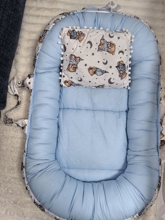 Гнездо за бебе с възглавница!