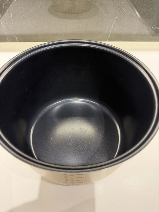 Мультиварка на запчасти новая