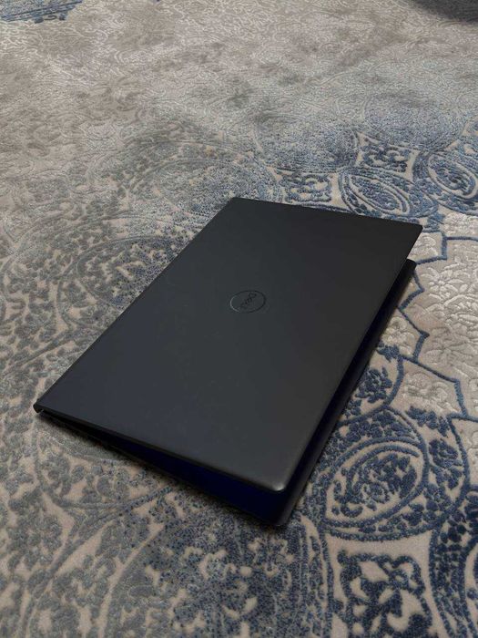 Dell Vostro 15 3510 (P112F)