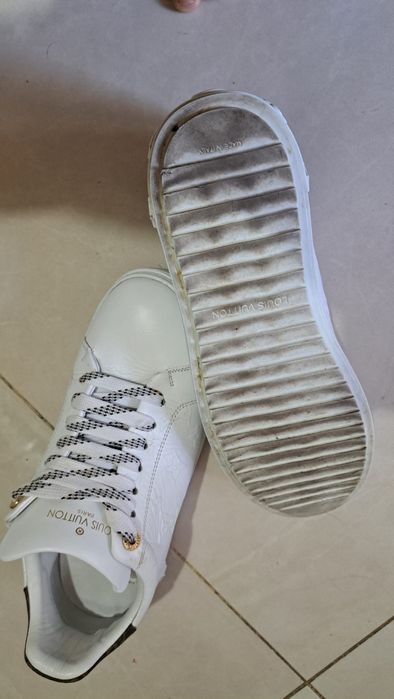 Adidasi Luis Vuitton