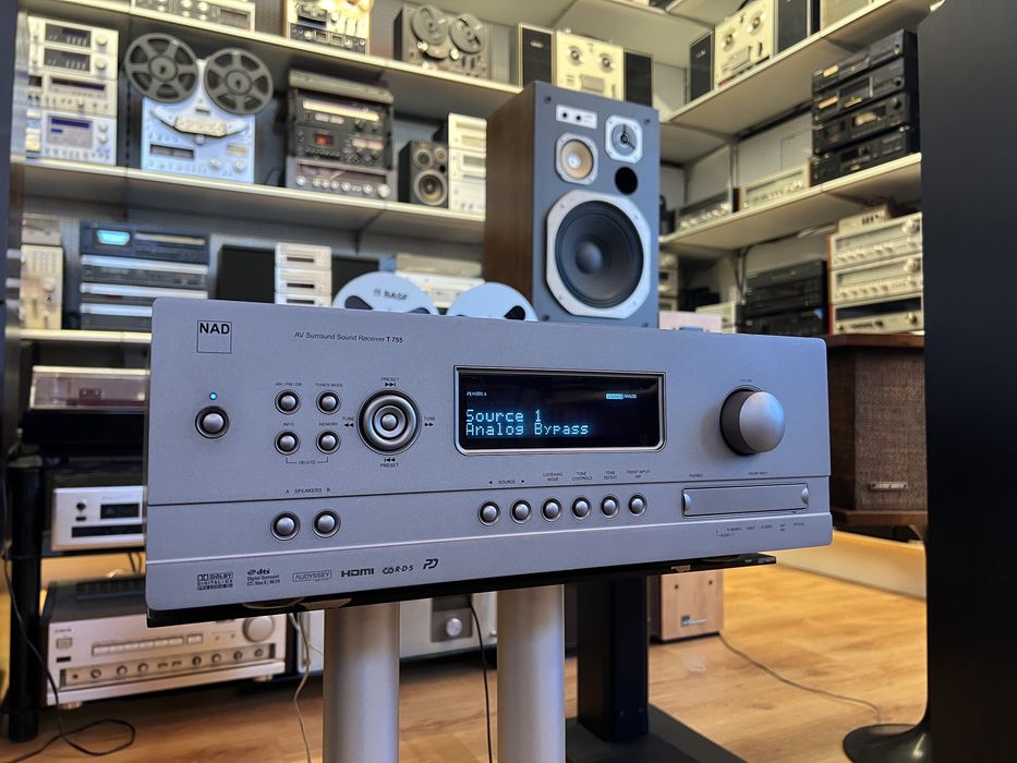 Surround Sound Receiver NAD-T755 fabricat în 2008