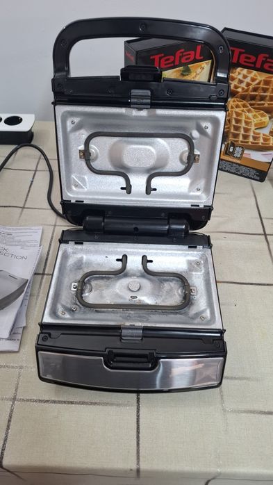 Tefal Snack Collection SW852,Тостер грил,сандвич,Гофрети,700W,4 плочи