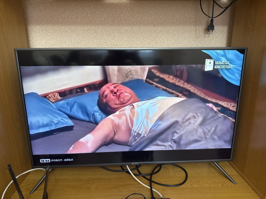 Телевизор KIVI 40"