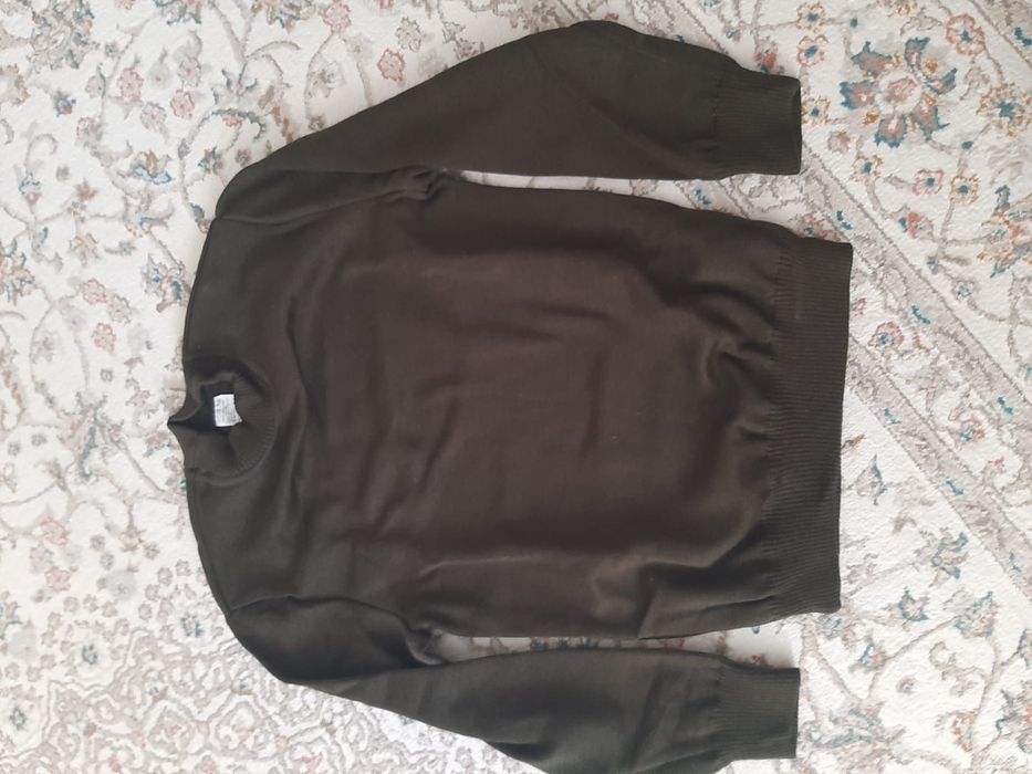 Продам куртку и свитера