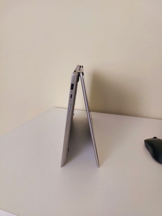 Ноутбук Lenovo YOGA 720-15IKB